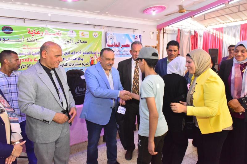 محافظ أسيوط 