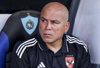 محمد يوسف يرفض عرض الاتحاد السكندري ويتمسك بالبقاء في الأهلي (خاص)