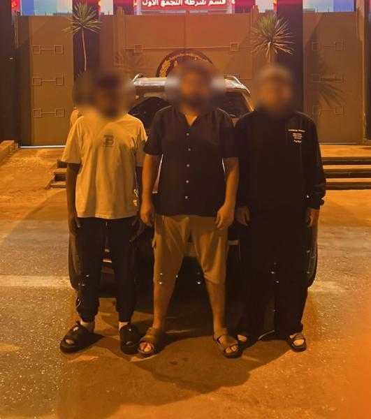 الداخلية تضبط قائد سيارة ومرافقينه لاستعراضهم برعونة فى القاهرة