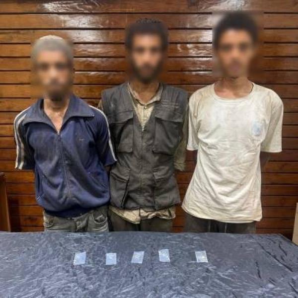 الداخلية تكشف ملابسات فيديو تعاطي مخدرات بالقليوبية وتضبط المتهمين