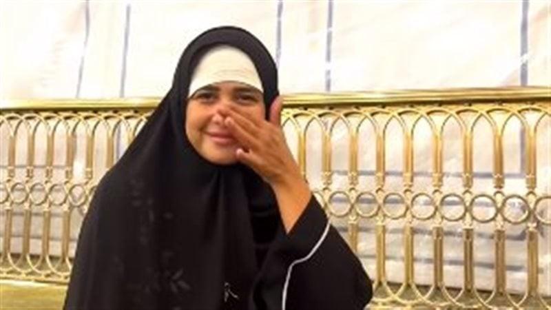 ياسمين عبد العزيز تشارك جمهورها لحظات روحانية أثناء العمر