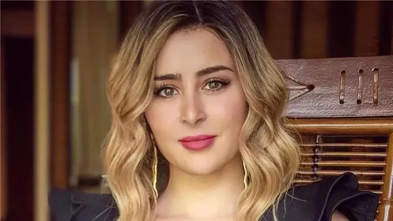 عائشة بن أحمد تتصدر التريند بعد ظهورها في ”أسرار النجوم”