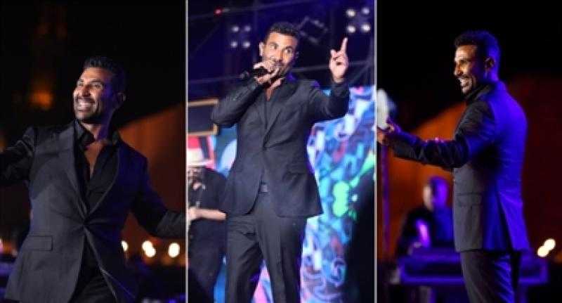 أحمد سعد بكامل أناقته في حفله بقلعة صلاح الدين