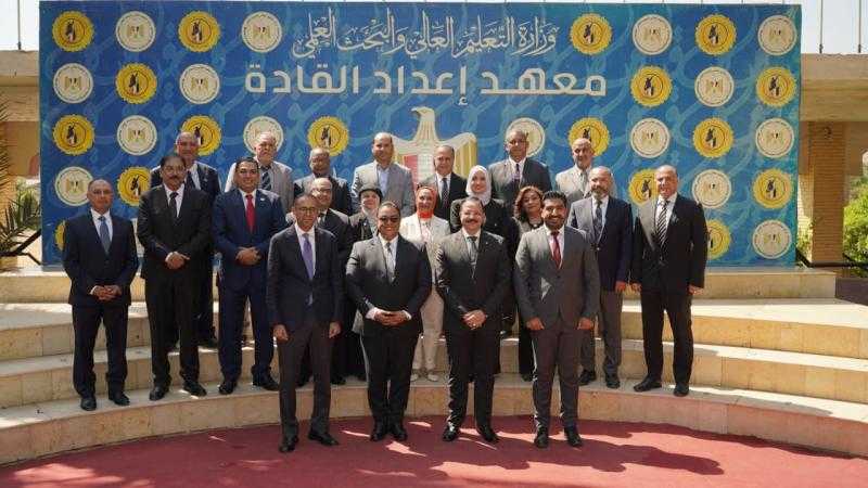 التعليم العالي: البرنامج التدريبي للسادة المرشحين لشغل المناصب القيادية  بالمراكز البحثية يمثل ركيزة أساسية لدعم منظومة البحث العلمي