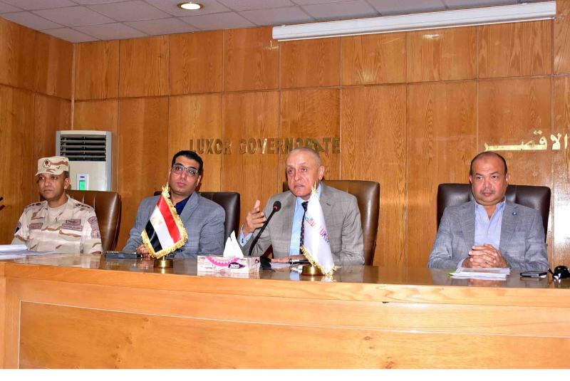 محافظ الأقصر 