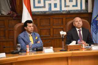 وزير الشباب والرياضة ومحافظ القاهرة يطلقان مبادرة الكيانات في الشارع