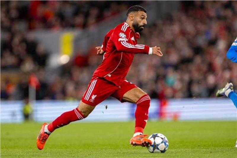 سلوت يكشف أسباب استبعاد صلاح من مباراة كأس الرابطة