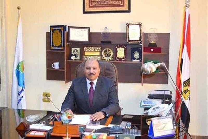 رئيس مياه القناة : مستعدون لاستقبال فصل الشتاء بحملات تطهير الشنايش وبالوعات الأمطار