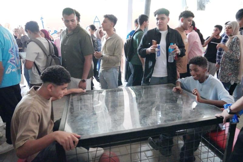 قطاع التعليم بجامعة عين شمس يواصل فعاليات مهرجان استقبال الطلاب بالعام الجامعي الجديد