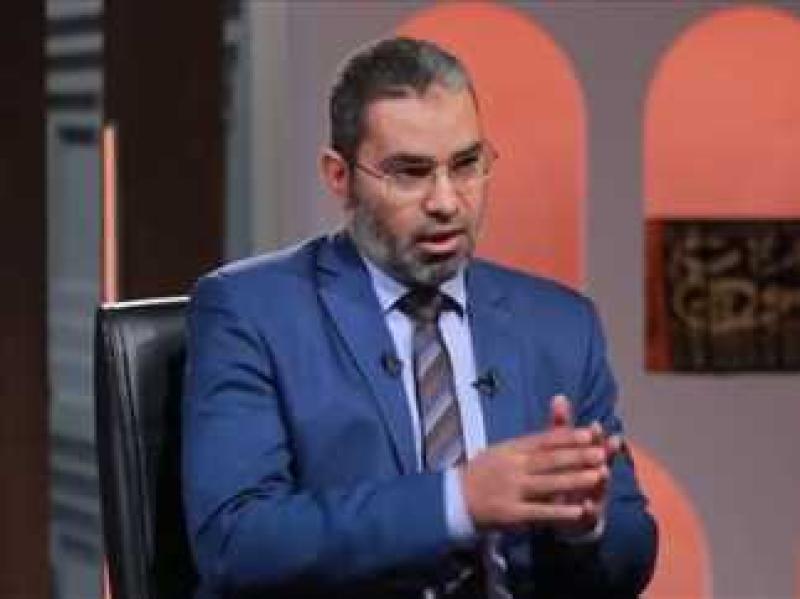 الدكتور أحمد الرخ 