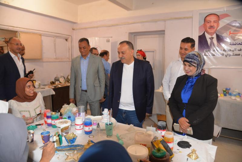 محافظ أسيوط 