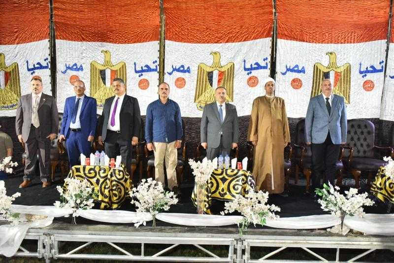 محافظ أسيوط يشهد احتفالية تكريم أوائل الشهادات الدراسية بمنقباد