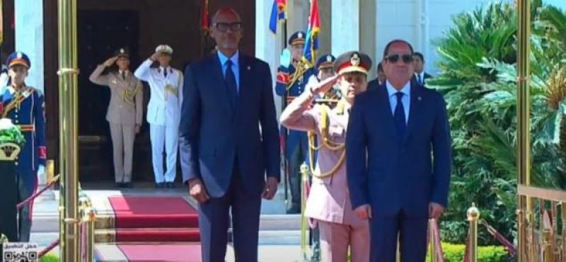 السيسى يستقبل نظيره الرواندى فى قصر الاتحادية