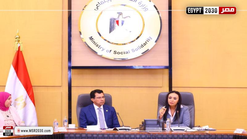 وزيرا التضامن الاجتماعي والشباب والرياضة