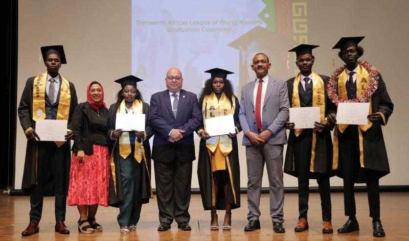 «بحوث الصحراء» يعلن دعم الشباب الإفريقي بخمس منح تدريبية