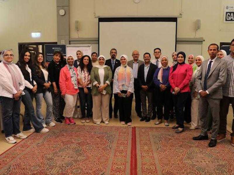 وزارة الصحة تطلق برنامجًا تدريبيًا للإعلاميين بالتعاون مع منظمة الصحة العالمية والجامعة الأمريكية