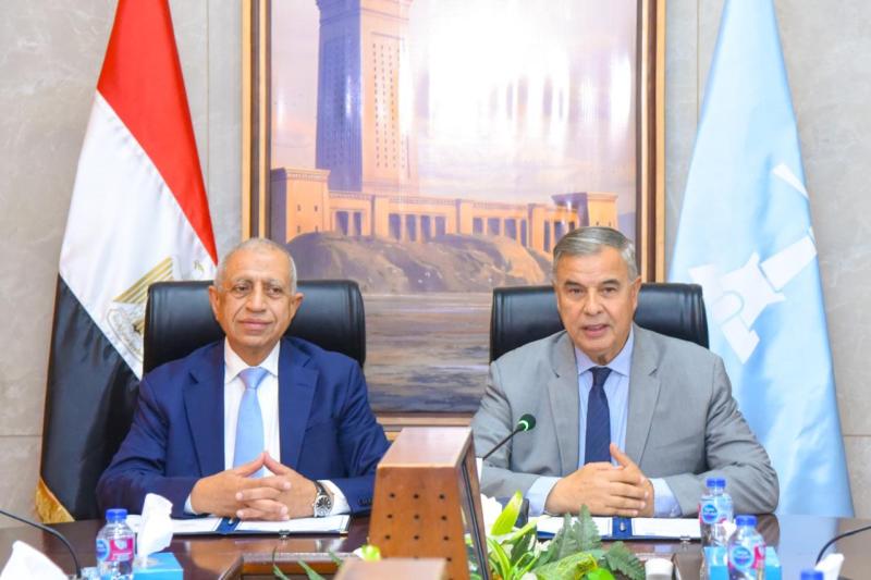 محافظ الإسكندرية 