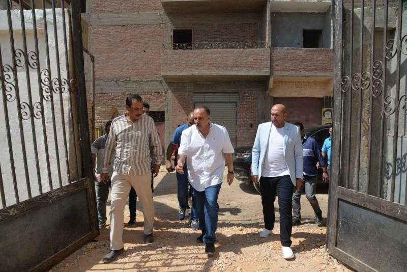 محافظ أسيوط يتابع أعمال تطوير مركز خان الخليلي للحرف اليدوية تمهيدًا لتحويله إلى نموذج متكامل لدعم التراث وتمكين الشباب