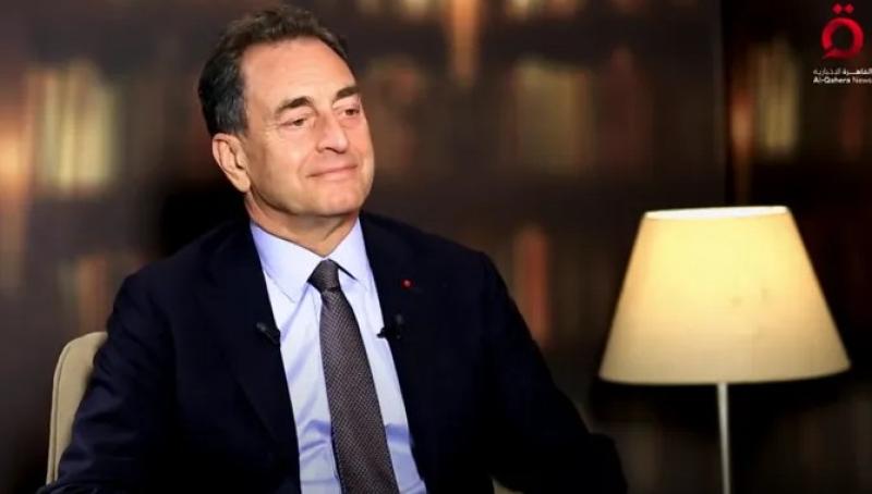 السفير الفرنسي بمصر: التشاور مع مصر والدول العربية لإقامة سلام دائم بعد الاعتراف بالدولة الفلسطينية أساسي