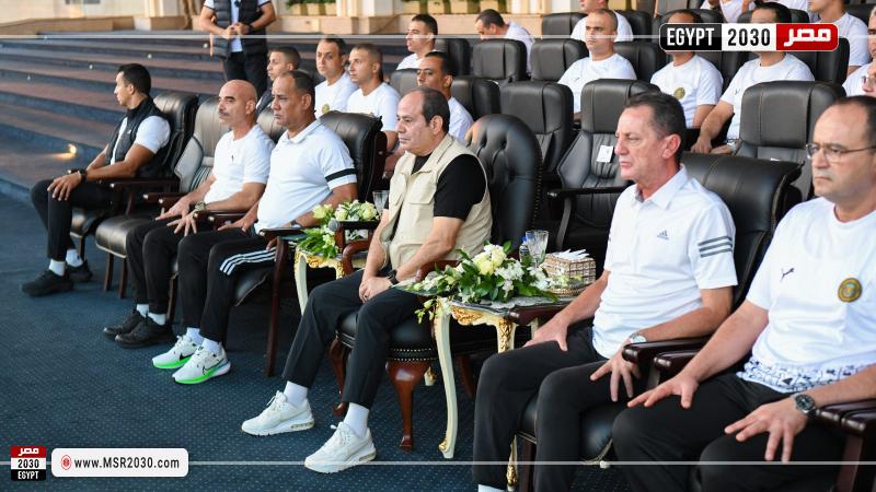 الرئيس السيسي يزور الأكاديمية العسكرية المصرية