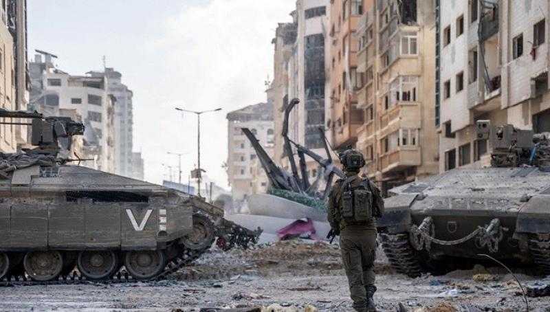 10 شهداء فلسطينيين من منتظري المساعدات برصاص جيش الاحتلال