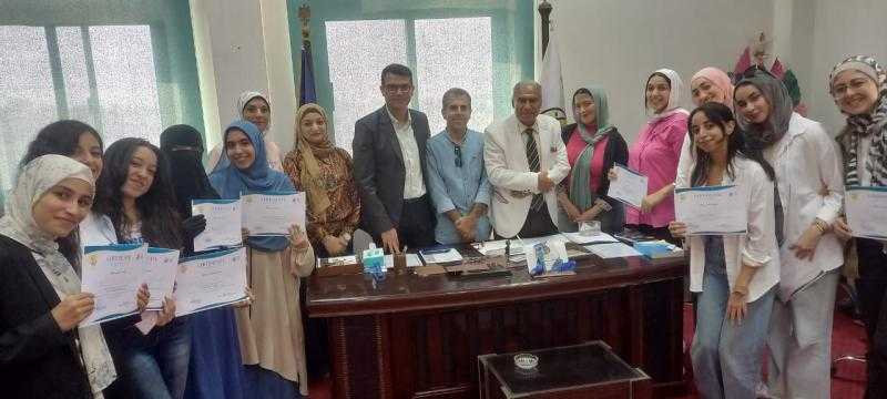 دورة متخصصة في الترجمة الفورية باللغة الإنجليزية بجامعة قناة السويس تُعد الخريجين لسوق العمل