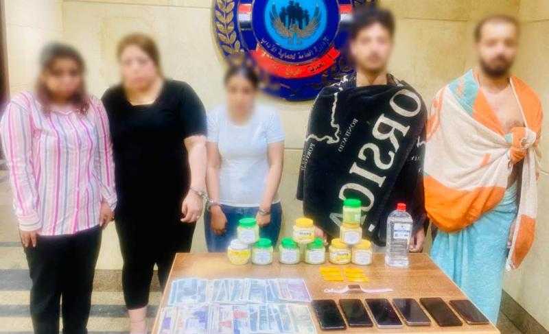 ضبط سيدة تدير نادٍ صحي غير مرخص لممارسة أعمال منافية للآداب بالدقى