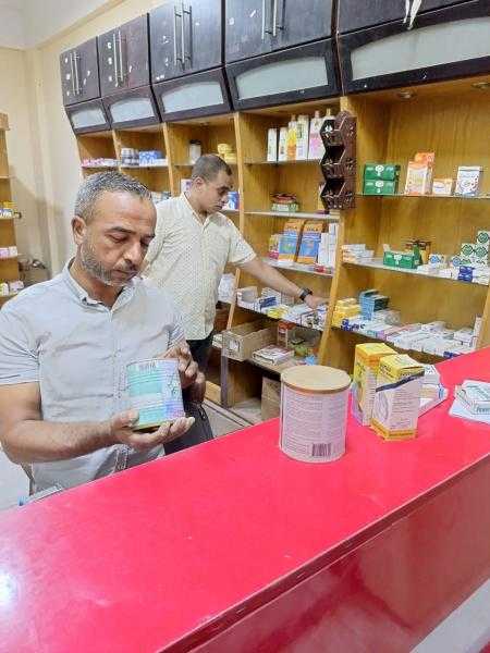 محافظ أسيوط: ضبط صيدلية غير مرخصة تحوي أدوية منتهية الصلاحية بمركز منفلوط
