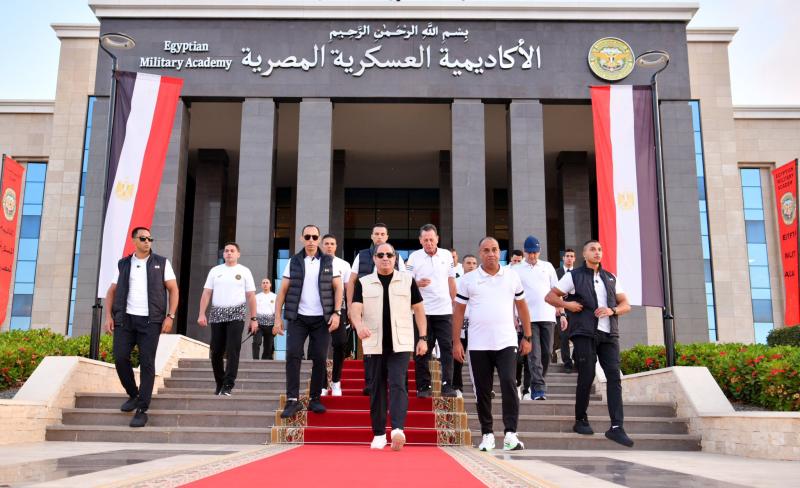 زيارة السيسي للأكاديمية العسكرية