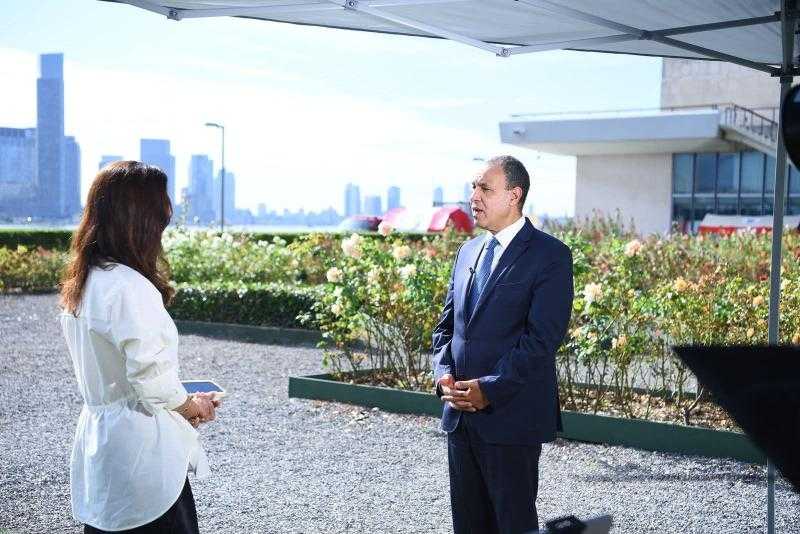 وزير الخارجية يجري سلسلة لقاءات إعلامية بنيويورك ويستعرض الموقف المصري إزاء التطورات الإقليمية