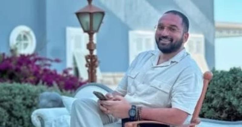 أحمد ثروت  ينفي شائعات إصابته بالقدم