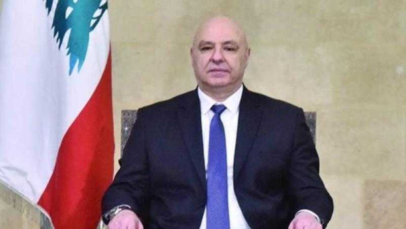الرئيس اللبناني يدعو لإقامة جيش واحد والابتعاد عن الانقسام لمواجهة الأخطار