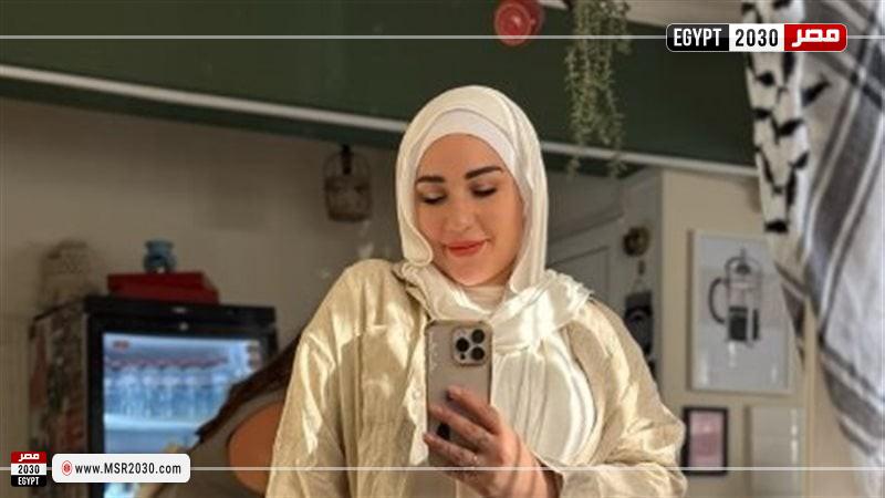 أسماء أبو اليزيد 