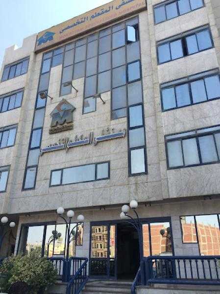 الأم والجنين بخير .. عملية ولادة قيصري نادرة بمستشفى المقطم