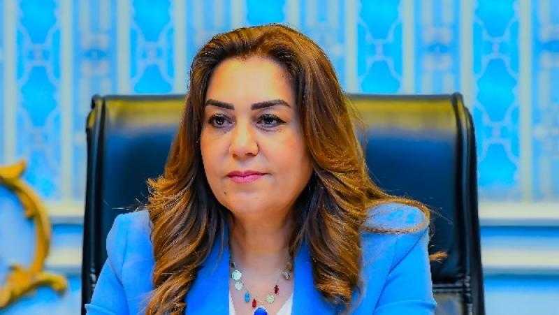 منال عوض: عقد 13 جلسة حوارية لمواجهة التغيرات المناخية بـ10 محافظات خلال 3 أشهر