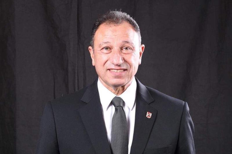مدحت شلبي