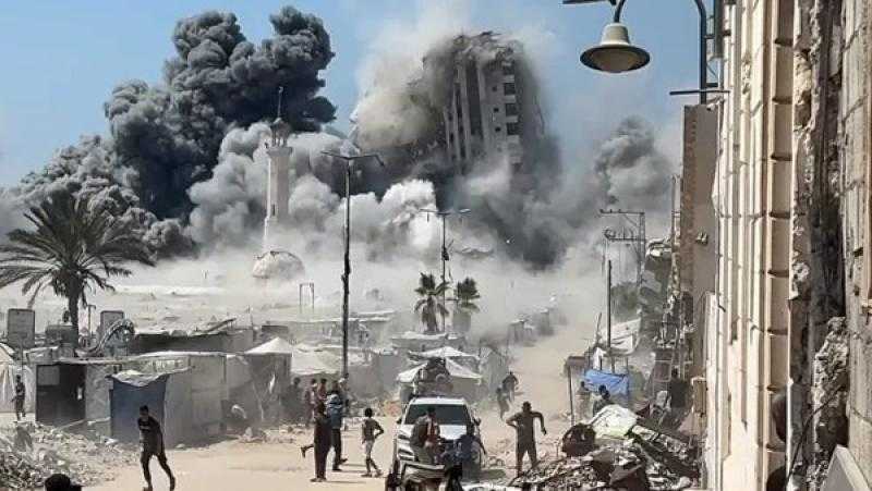 استشهاد 98 فلسطينيا بنيران الاحتلال الإسرائيلي في قطاع غزة منذ فجر اليوم