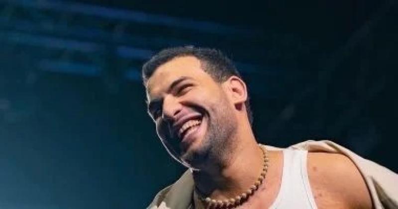 المطرب مسلم يستعد لطرح أغنيته الجديدة ”اسم وبداري” بعد فترة من الطلاق