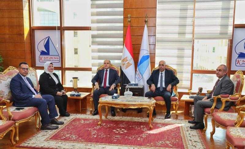 محافظ كفرالشيخ يشارك فى اجتماع مجلس الجامعة