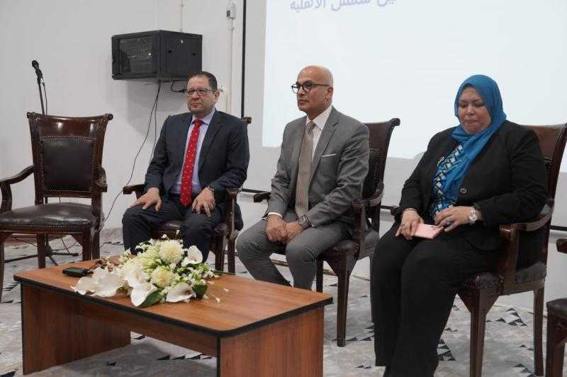 رئيس جامعة عين شمس يفتتح اللقاء التعريفي لطلاب كلية الحاسبات والمعلومات والذكاء الاصطناعي