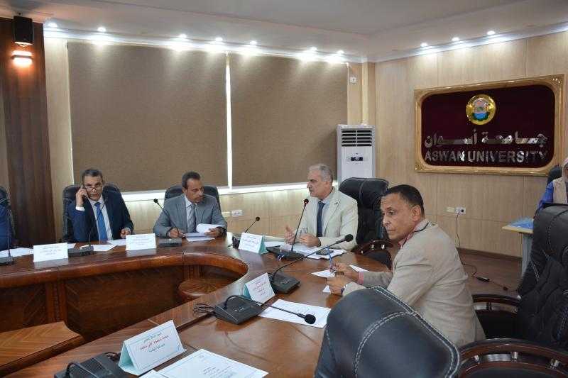 مجلس جامعة أسوان يناقش انطلاق العام الجامعي الجديد ويعتمد ترقيات ومنح درجات علمية