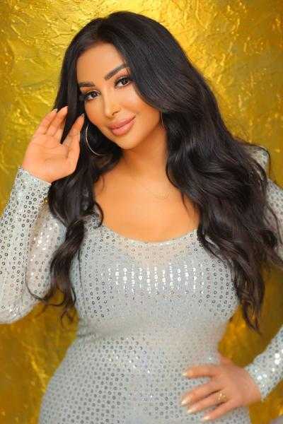 شاهيناز تطرح دويتو وطني جديد بعنوان إيد في إيد بمشاركة عز الأسطول