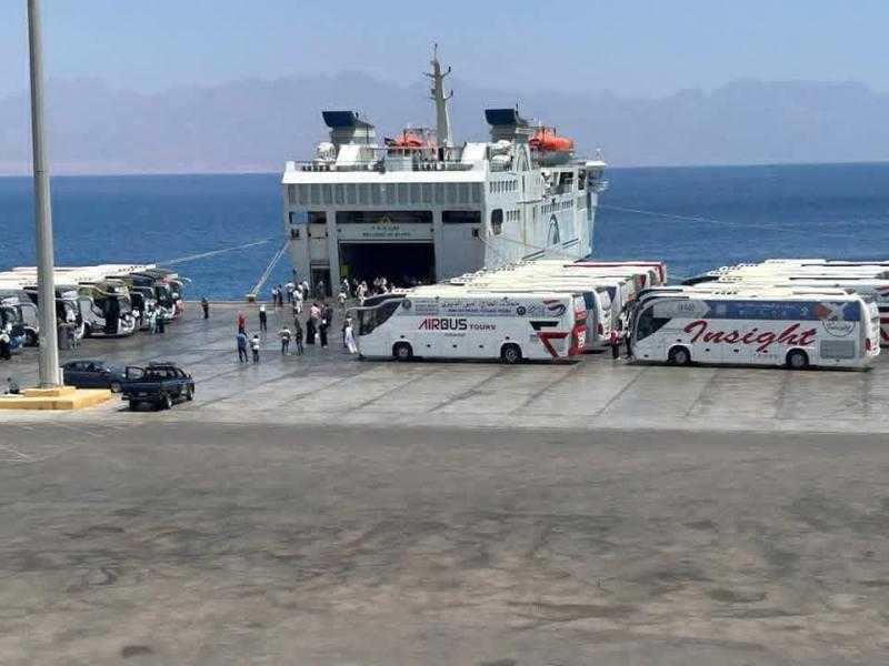 تداول 14 ألف طن و796 شاحنة بضائع عامة ومتنوعة بمواني البحر الأحمر