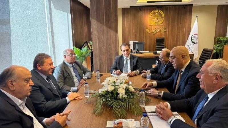 حزب الجبهة الوطنية يعقد اجتماعًا لمناقشة الاستعدادات لانتخابات مجلس النواب