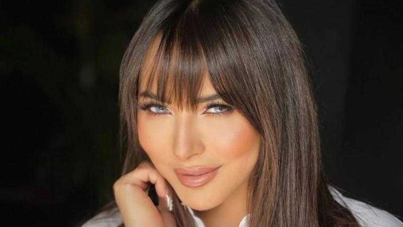 ساندي تعود إلى الساحة الغنائية بأغنية ”جنو” بعد تعافيها من عملية جراحية