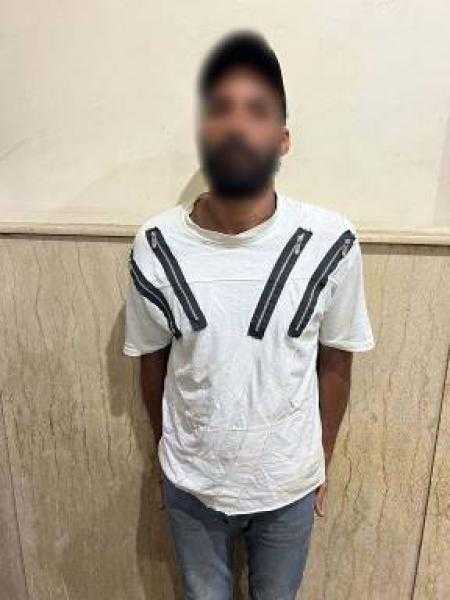 ضبط عاطل ظهر في فيديو يعتدي على سائق ميكروباص بالإسكندرية