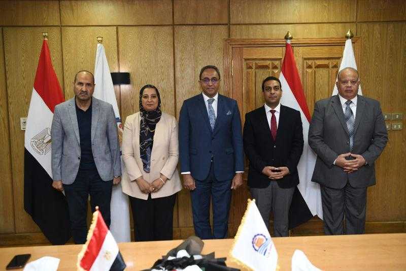 جامعة عين شمس توقع بروتوكول تعاون مع محافظة قنا لإعداد دليل الهوية البصرية والعمرانية