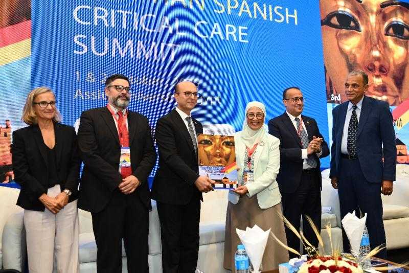 المنشاوي يفتتح فعاليات القمة المصرية الإسبانية الثالثة لطب الحالات الحرجة بجامعة أسيوط