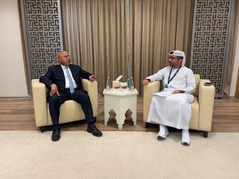 وزير الصناعة والنقل يلتقي الرئيس التنفيذي لمجموعة موانئ ابوظبي لمتابعة الموقف التنفيذي لعدد من المشروعات المشتركة الجاري تنفيذها في مصر