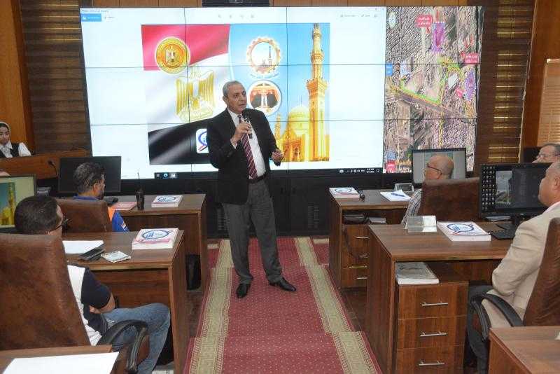 محافظ الغربية يتابع من مركز سيطرة الشبكة الوطنية الاستعدادات النهائية للتدريب العملي المشترك “صقر 156”